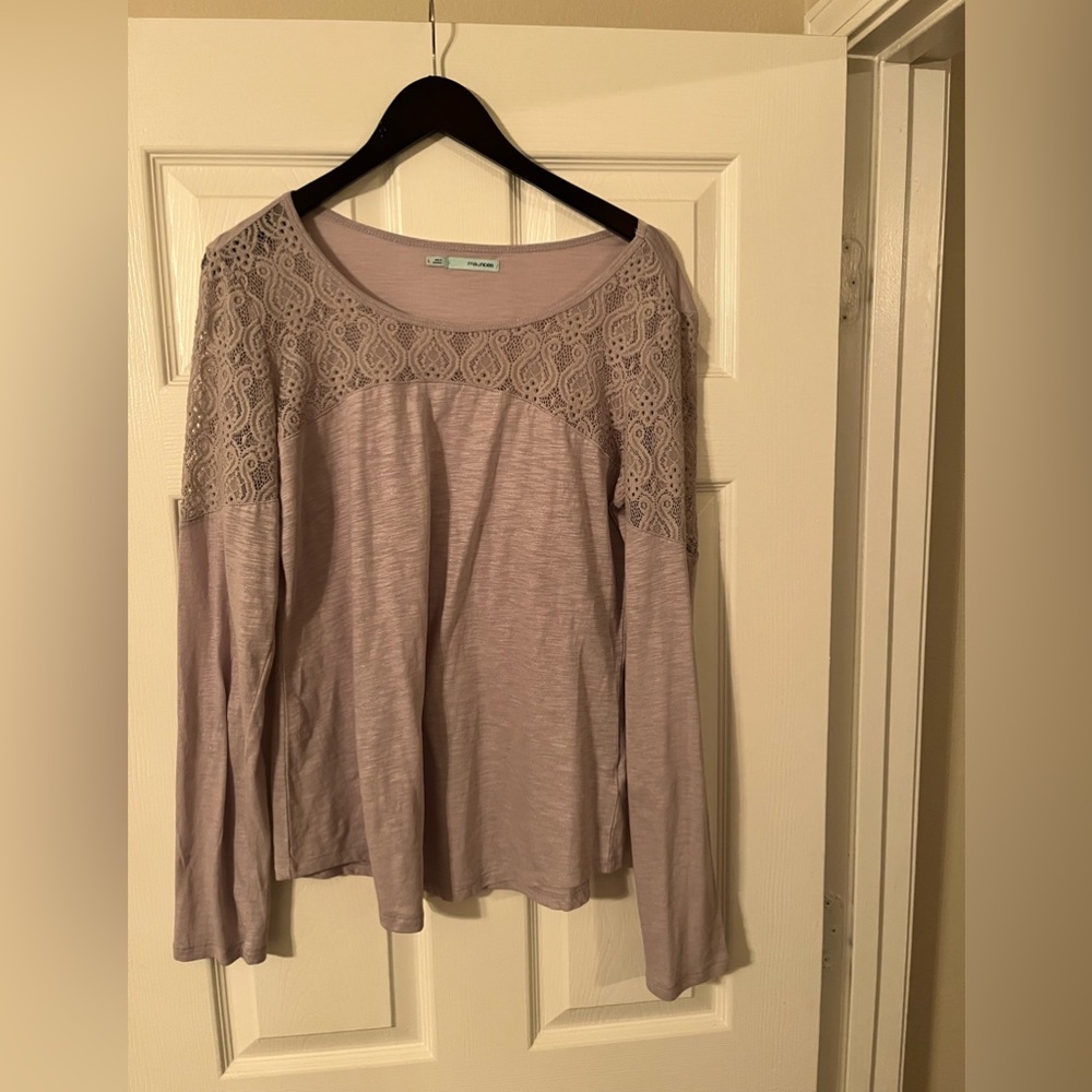 🐠Maurices Top. Size Large. New, Without Tags.